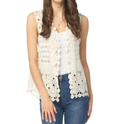 Papillon Crochet Open Vest In Cream In White