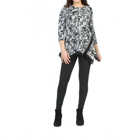 Papillon Filigree Angle Hem Sweater In Grey In Black