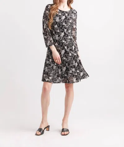 Papillon Floral Quarter Sleeve Stretch Mesh Dress In Floral Print In Black