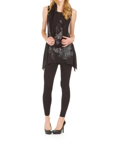 Papillon Place Print Angle Hem Top In Black