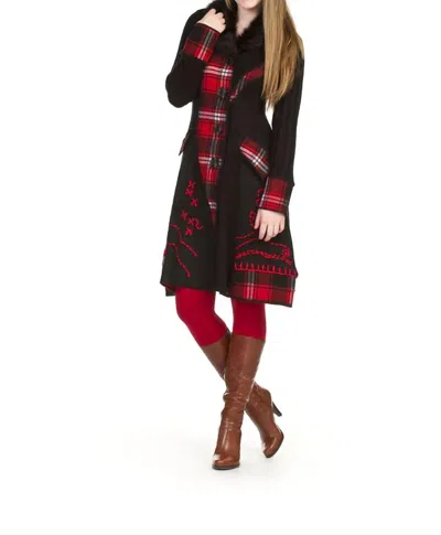 Papillon Plaid Patch Long Duster Jacket With Fur Collar In Red In Black