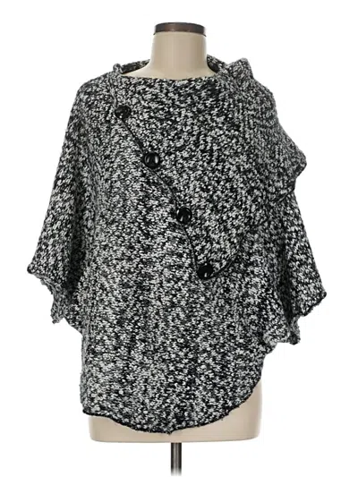 Pre-owned Papillon Poncho In Gray