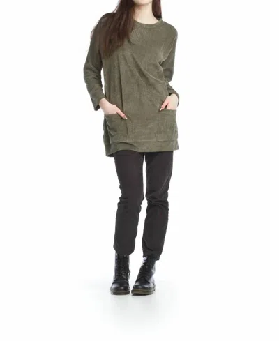 Papillon Textured Tunic With Patch Pockets In Khaki In Green