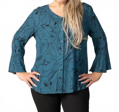 Papillon Women's Floral Crinkle Button Top In Teal In Blue