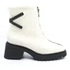 PAPUCEI HOOLA WHITE BOOTIE