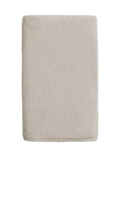 Parachute Soft Rib Bath Towel In Bone