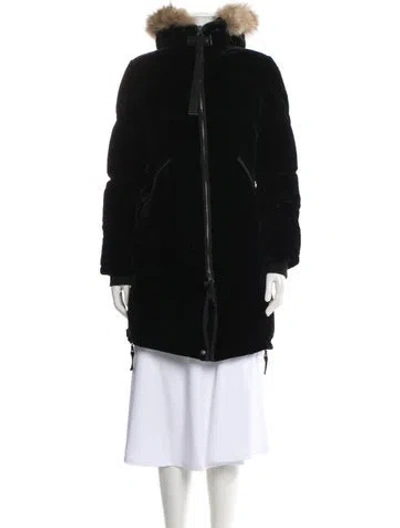 Pre-owned Parajumpers Parka In Black