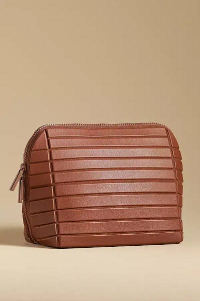 Parallelle Medium Traveller Bag In Brown