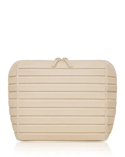 Parallelle The Bisque Traveller Cosmetic Bag In Sand
