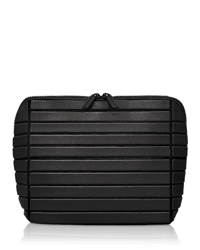Parallelle The Onyx Traveller Cosmetic Bag In Black