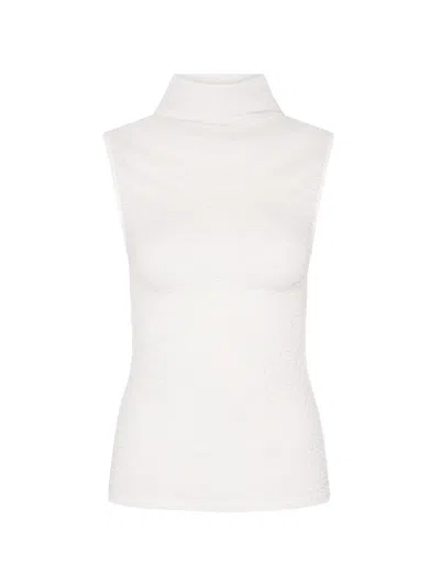 Paris Georgia High-neck Popcorn Top In White