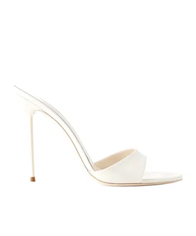 Paris Texas Lidia 105 Patent-leather Mules In White