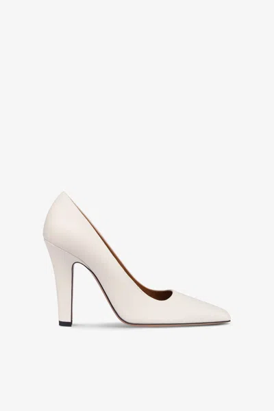 PARIS TEXAS PUMPS IN OFF-WHITE LEATHER