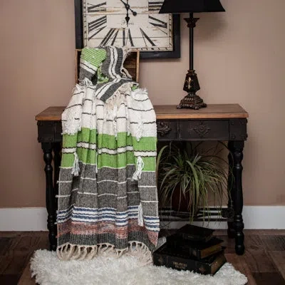 Parkland Collection Ira Throw In White;gray