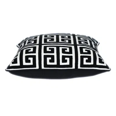Parkland Collection Transitional Interlocking Black 20" X 20" Pillow