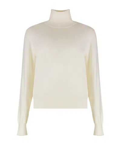 P.a.r.o.s.h . Long Sleeved Turtleneck Knitted Pullover In White