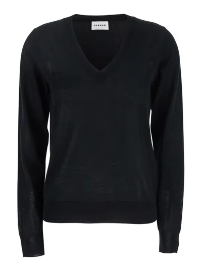 P.a.r.o.s.h . V-neck Knit Sweatshirt In Luxurious Wool-silk-cashmere Blend In Black