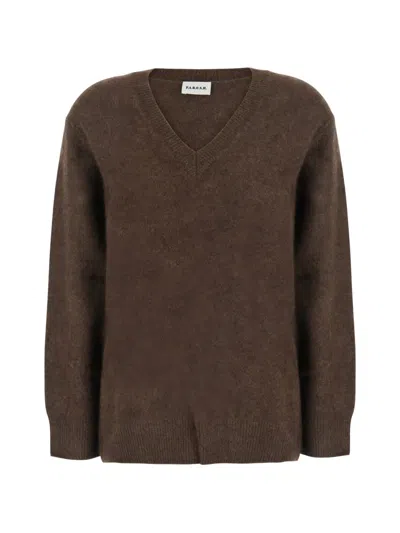 P.a.r.o.s.h V-neck Knitted Sweater In 브라운