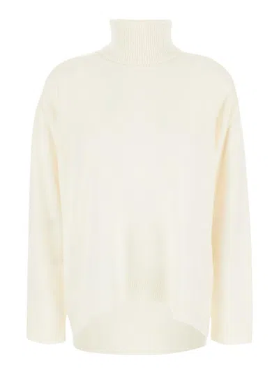 P.A.R.O.S.H WHITE CREWNECK SWEATER