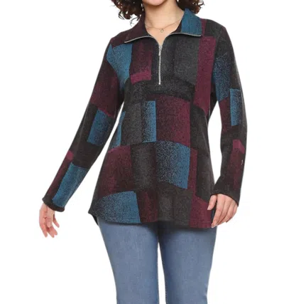 Parsley & Sage Bella Zippered Top In Black Multi