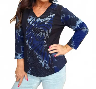 Parsley & Sage Cutwork Top In Black/multi