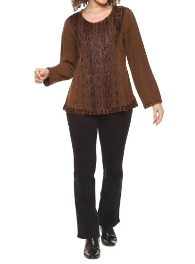 Parsley & Sage Tippy Long Sleeve Top In Brown