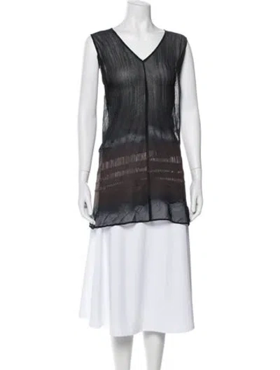 Pre-owned Pas De Calais V-neck Sleeveless Top In Blue