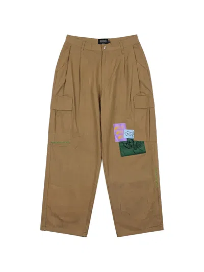 Pas De Mer Fish Patch-detail Pleated Cotton Cargo Trousers In Brown