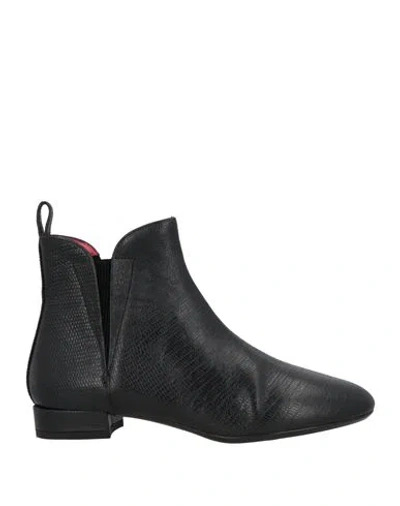 Pas De Rouge Woman Ankle Boots Black Size 7 Leather