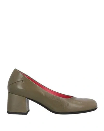 Pas De Rouge Woman Pumps Military Green Size 8 Leather
