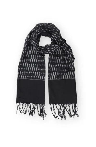 Passion Lilie Classic Scarf In Black