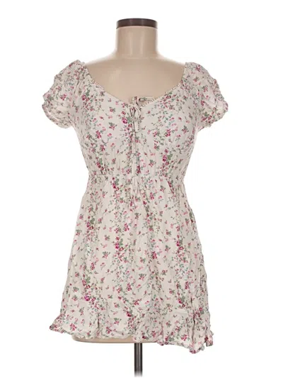 Pre-owned Passport Casual Dress In Ivory