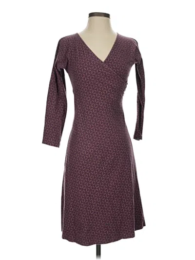 Pre-owned Patagonia Casual Dress In Burgundy