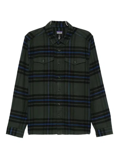 Patagonia Checked Pocketed Shirt In Green
