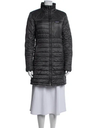 Pre-owned Patagonia Down Coat In Grey