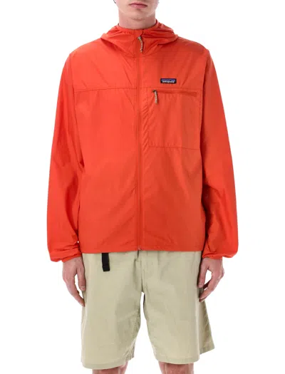 Patagonia Men's Light & Variable® Windbreaker Jacket In Coal Orange