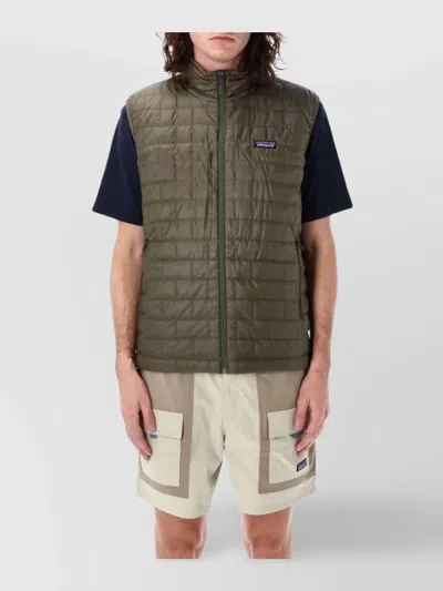 Patagonia Lightweight Quilted Sleeveless Vest In Green