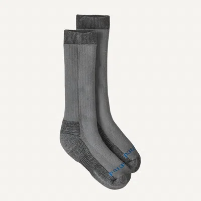 Patagonia Heavyweight Merino Wool-blend Knee Socks In Forever Grey In Black