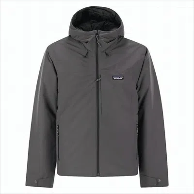 PATAGONIA MINIMALIST GREY JACKET WITH ADJUSTABLE CUFFS AND HOOD
