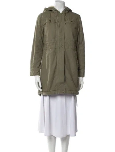 Pre-owned Patagonia Parka In Green