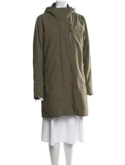 Pre-owned Patagonia Parka In Green