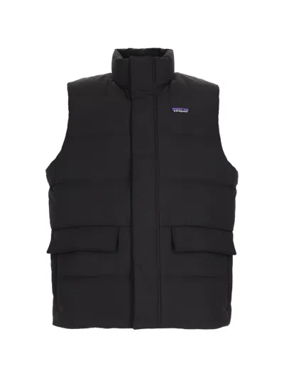 Patagonia Quilted Logo-patch Gilet In Black