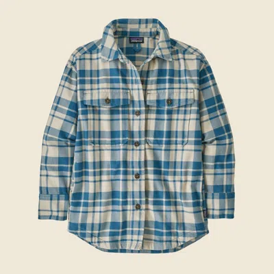Patagonia Used Women's Heavyweight Fjord Flannel Overshirt In Wavy Blue In Multi