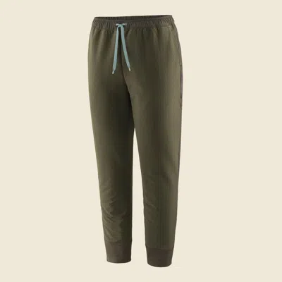 Patagonia Used Women's R2® Crossstrata Pants In Pine Needle Green