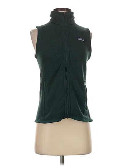 Pre-owned Patagonia Vest In Green