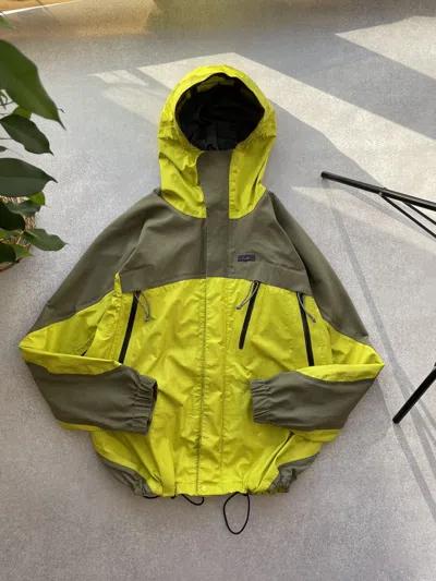 Pre-owned Patagonia X Vintage Patagonia Distressed Outdoor Y2k Jacket In Yellow