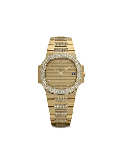 Pre-owned Patek Philippe 1984  Nautilus 37mm In Gold
