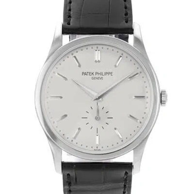 Pre-owned Patek Philippe Calatrava 5196 G Watch In Multicolor