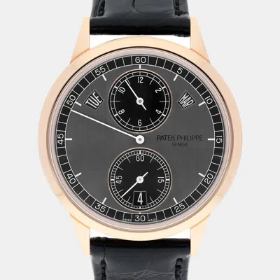 Pre-owned Patek Philippe Calatrava 5235/50r-001 Automatic Grey 18k Rose Gold Men's Wristwatch 40.5 Mm In Gray