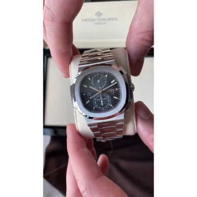 Patek Philippe Nautilus Steel Chronograph Automatic Blue Dial Men's Watch 5990-1a-011 In Neutral